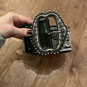 Etro embroidered belt with metal buckle